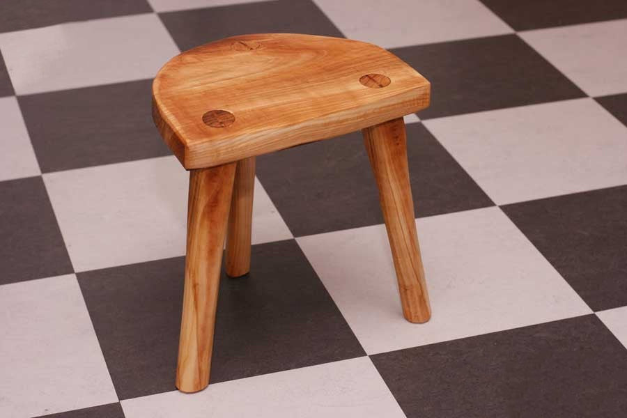 DIY your kids a creative stool